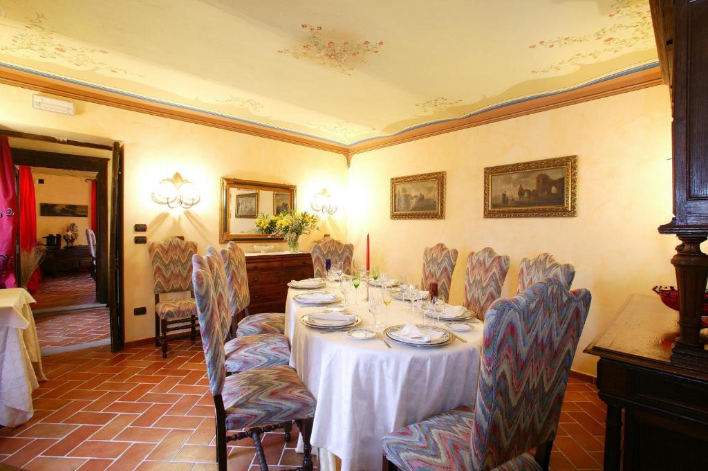 La Maragliana Aparthotel Castel Rocchero Eksteriør bilde