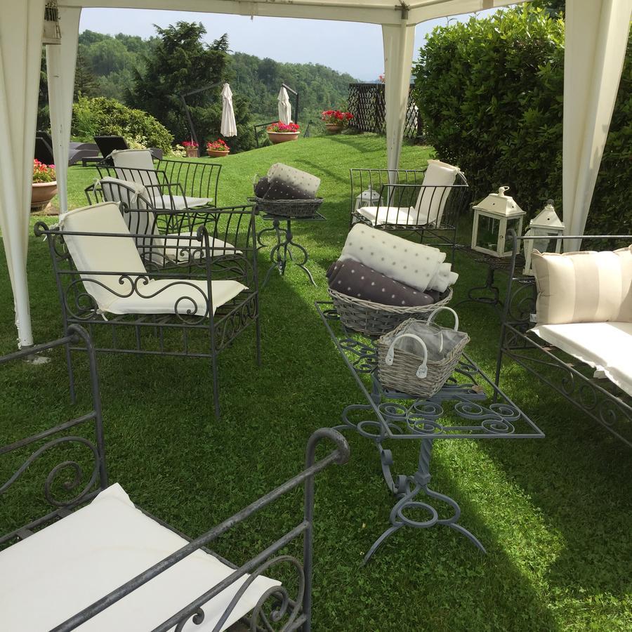La Maragliana Aparthotel Castel Rocchero Eksteriør bilde
